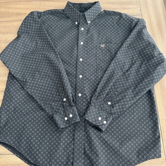 Panhandle Slim long sleeve button down size XL - Picture 4 of 6